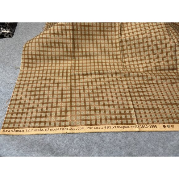 Brackman For Moda Cotton Fat Quarter 18x22 Plaid Sorghum Taffy Fabric P7024 Quil - Picture 2 of 6